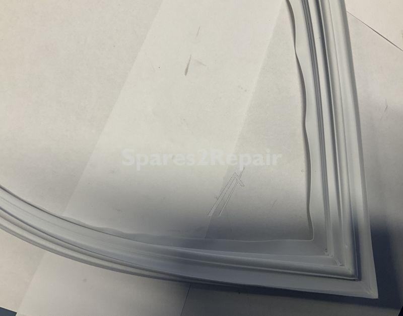 Freezer Door Seal - C00265549 482000030779 Seal Lower Drawer 4d 656x418 [Whirlpool Indesit]